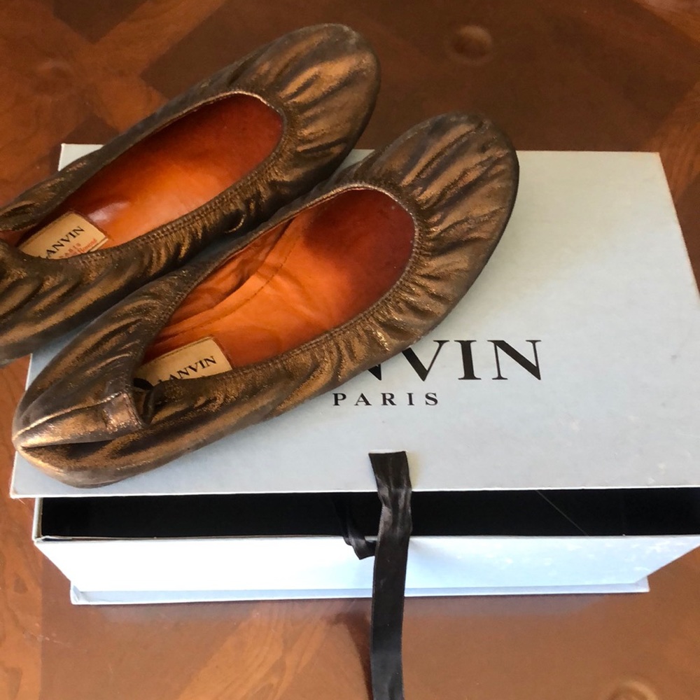 Lanvin flat shoes